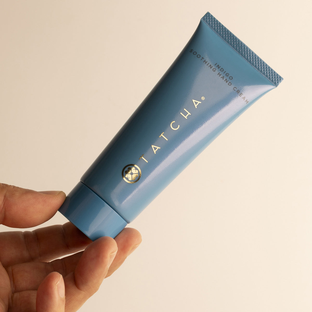 IndigoHandCream-pdp-Model-Hand-1200x1200_b53a5548-ea83-49ec-b0bb-e35d9147be14.jpg