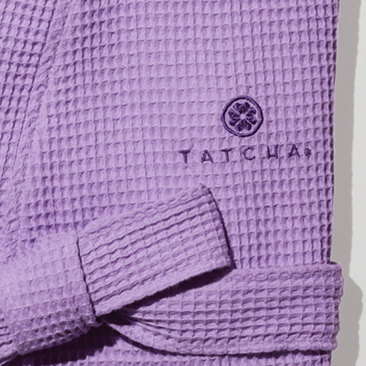 Tatcha-Robe-pdp-Material-1200x1200_70f9f6b6-e910-4cca-9cd9-6ece534eda78.jpg